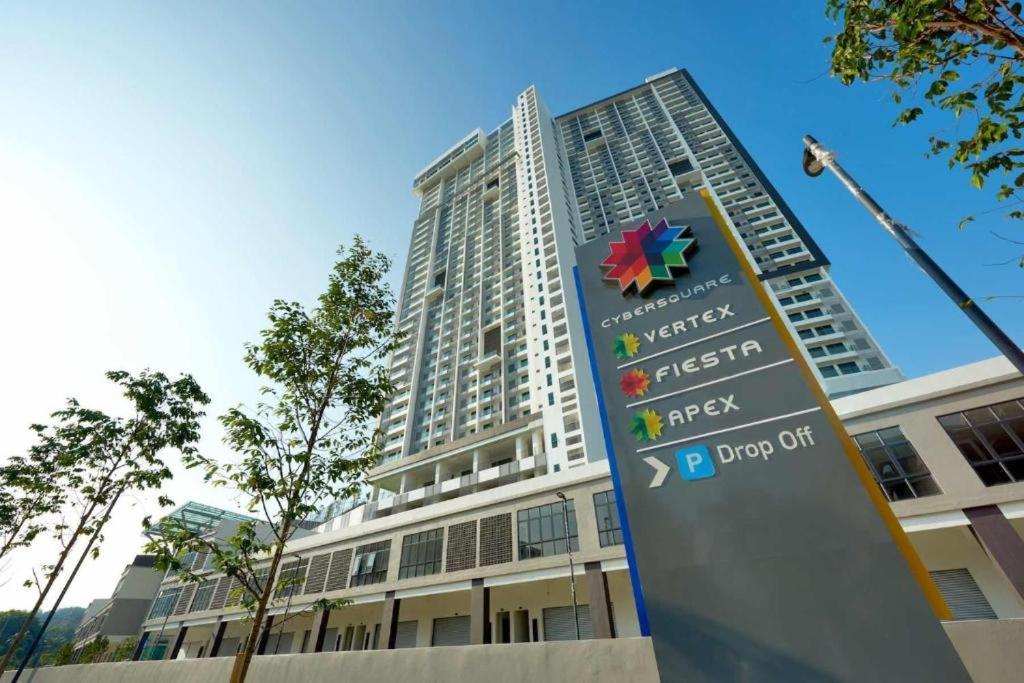 Free Streaming Services-Designed Studio Home At Cybersquare, Cyberjaya By Flexihome-My Zewnętrze zdjęcie
